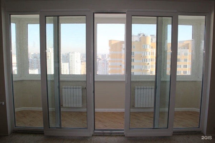 Раздвижные пластиковые двери. 2 вида..