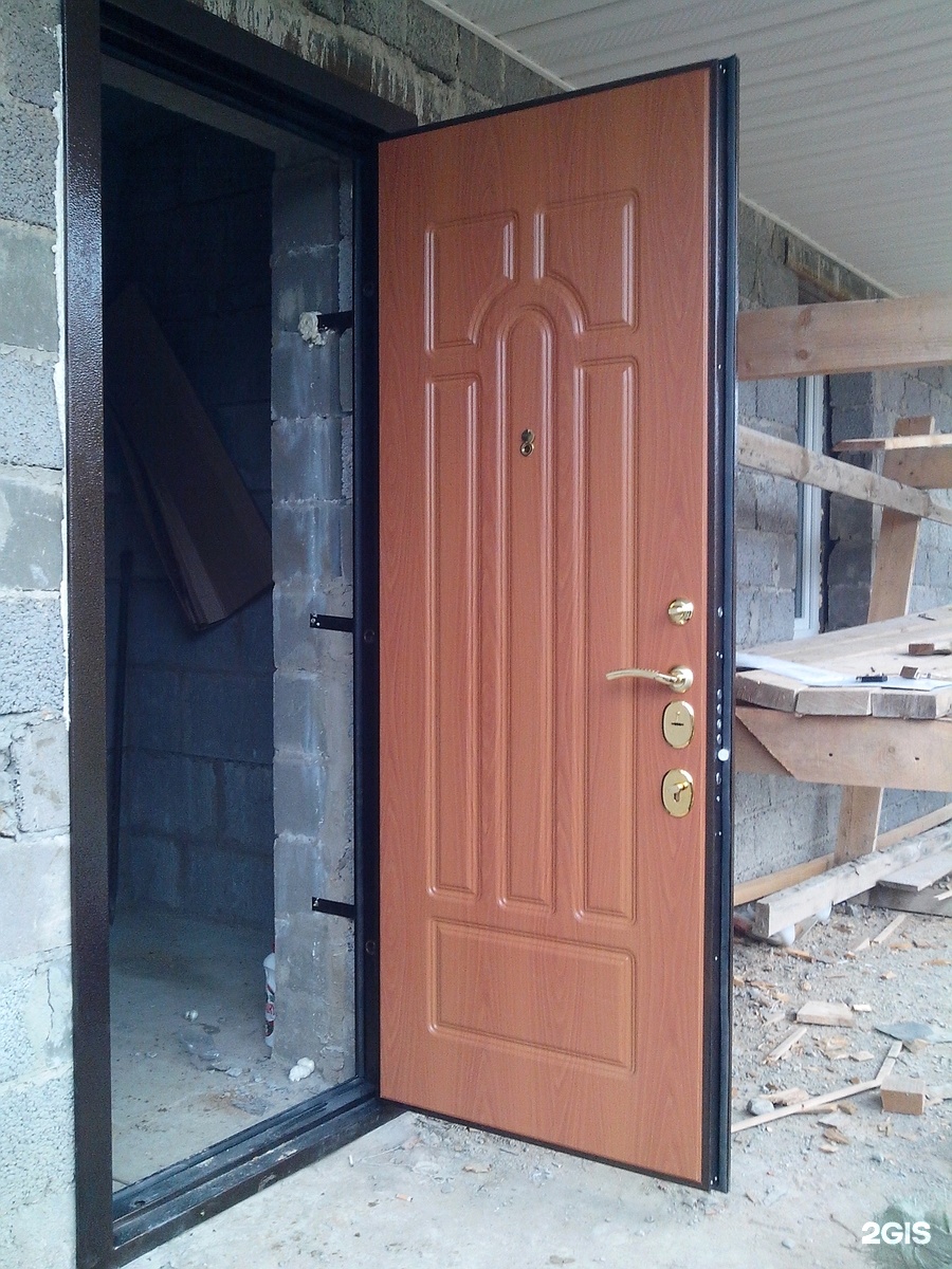 Монтаж входной металлической двери
