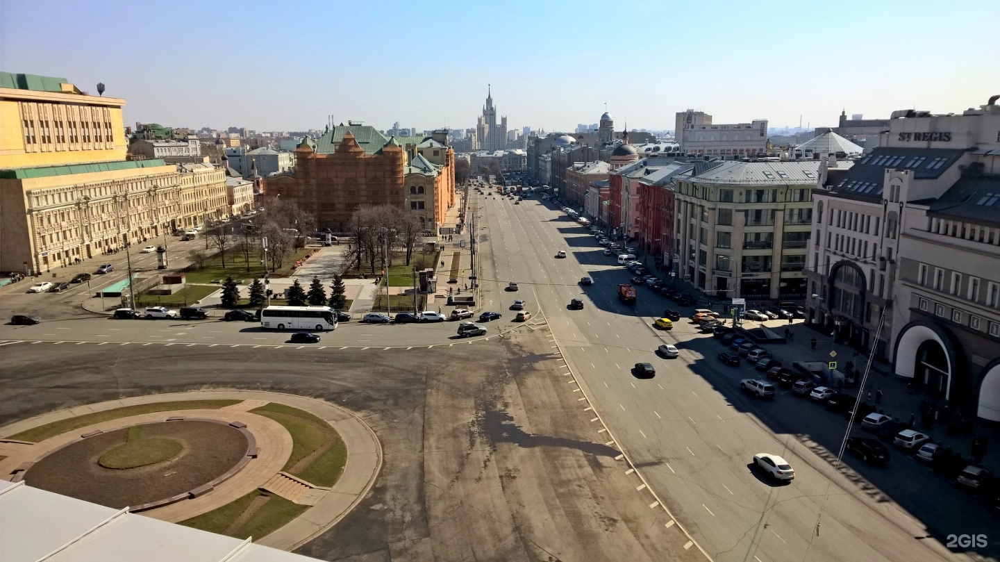 Театральный проезд 1. Театральный проезд 5 Москва. Москва улица театральный проезд дом 1. Вид на Центральный детский театр Москва. Театральная улица Москва.