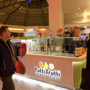 Фото от владельца Tutti Frutti, сеть йогурт-баров