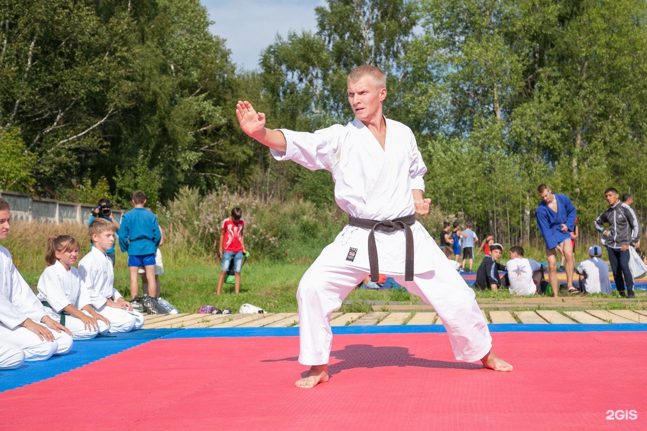 Спортклуб раменки. Спортклуб Раменки дуняшивы. Военно спортивный клуб Ягуар Москва Дубнинская 2022. Спортклуб Раменки в городе Иваново логотип.