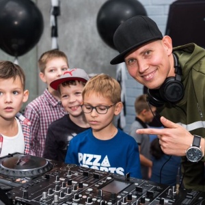 Фото от владельца SoundInstructor, школа ди-джеев