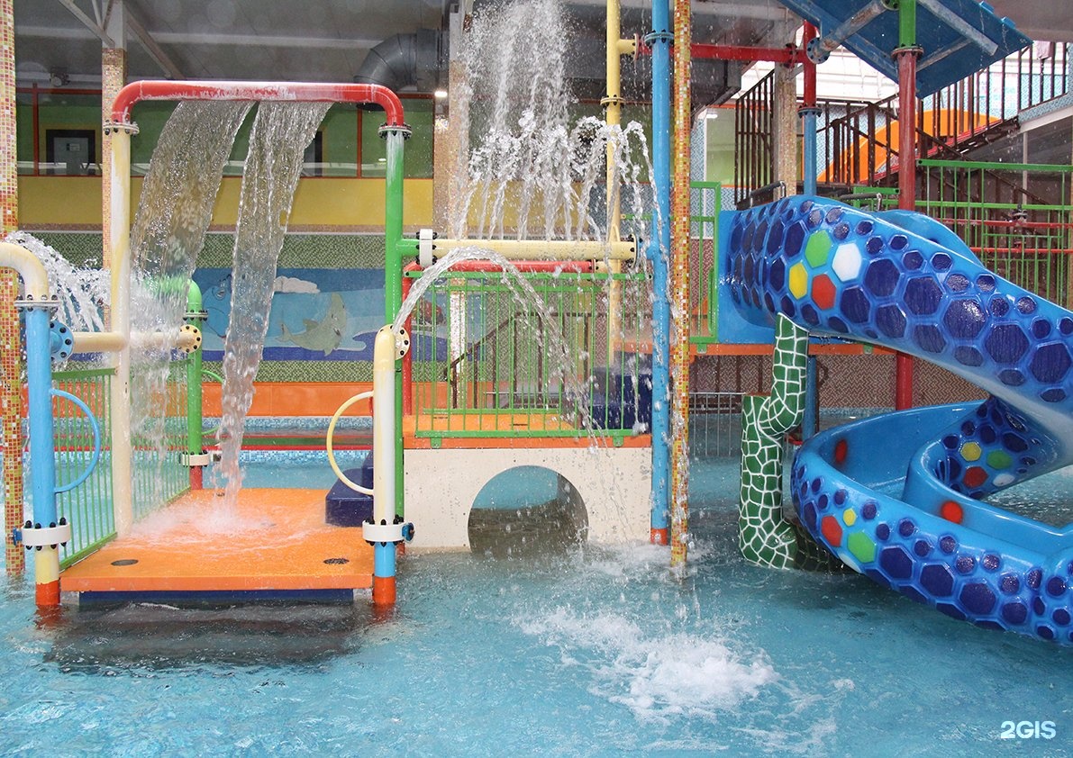 Лучшие горки в мытищах. Горка для катания зимой. Ква ква парк горка вираж. Мытищи горка. Мытищи горка.