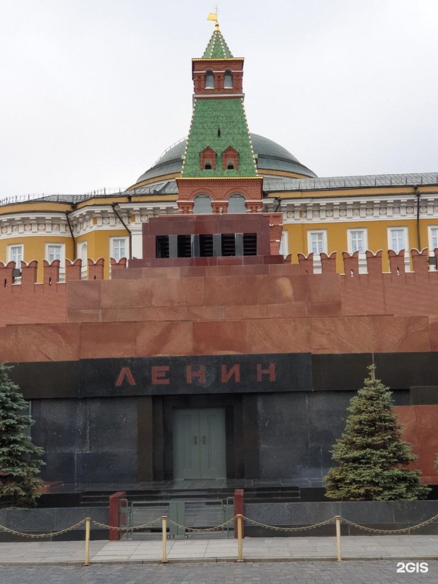 ленин в мавзолее фото на красной площади