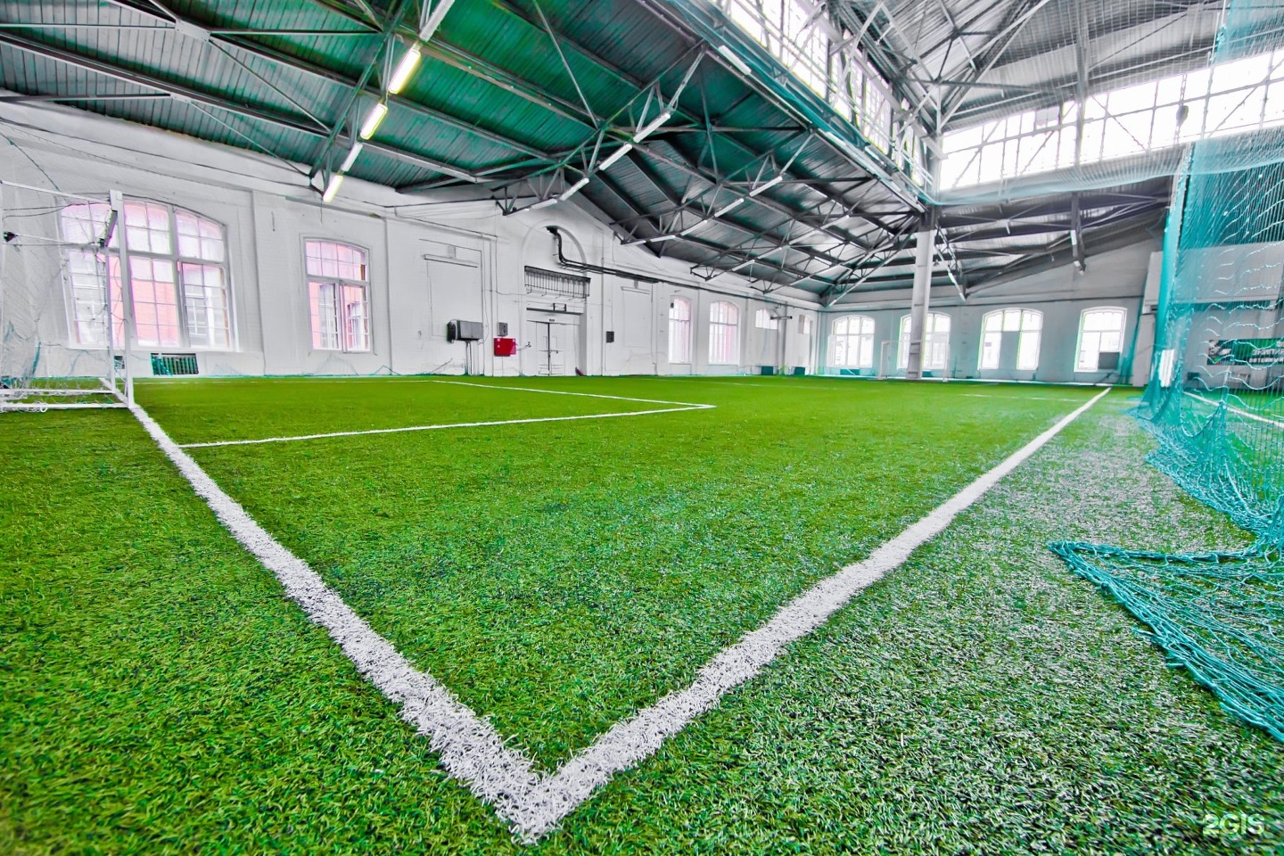 Football center. Футбольный центр. Estadio футбольный центр Лондон Молл. Футбольный центр "Метрострой". 25 Метров поле.