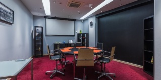 Санкт-Петербург: Отель Cosmos St. Petersburg Nevsky Hotel