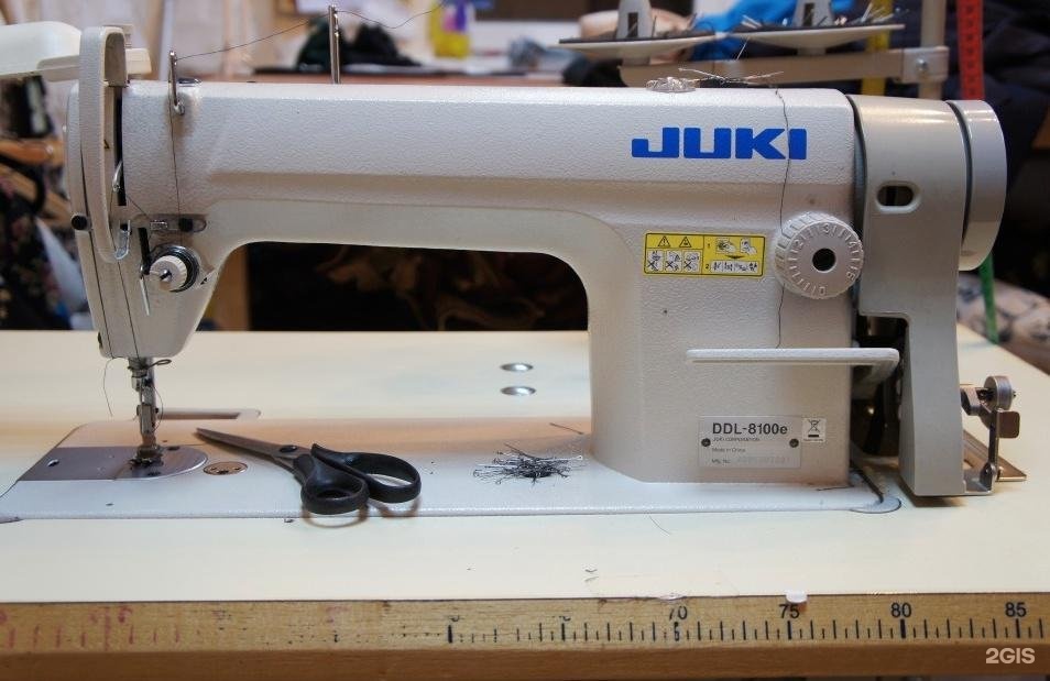 Промышленная швейная машинка juki. Швейная машина Промышленная Juki DDL-8100e. Джуки 8100е. Промышленная швейная машинка Джуки 8100 е. Швейная машина Juki DDL-8100e.
