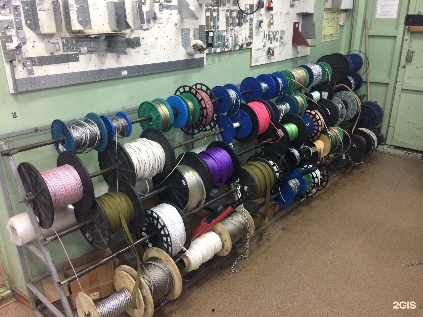 крепеж монтажников. нефтекамск магазин суперстрой. монтажников магазин релакс. такелаж для стального каната 6 мм. крепеж монтажников.