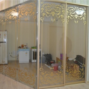 Фото от владельца Зазеркалье, мастерская по оформлению стекол и зеркал