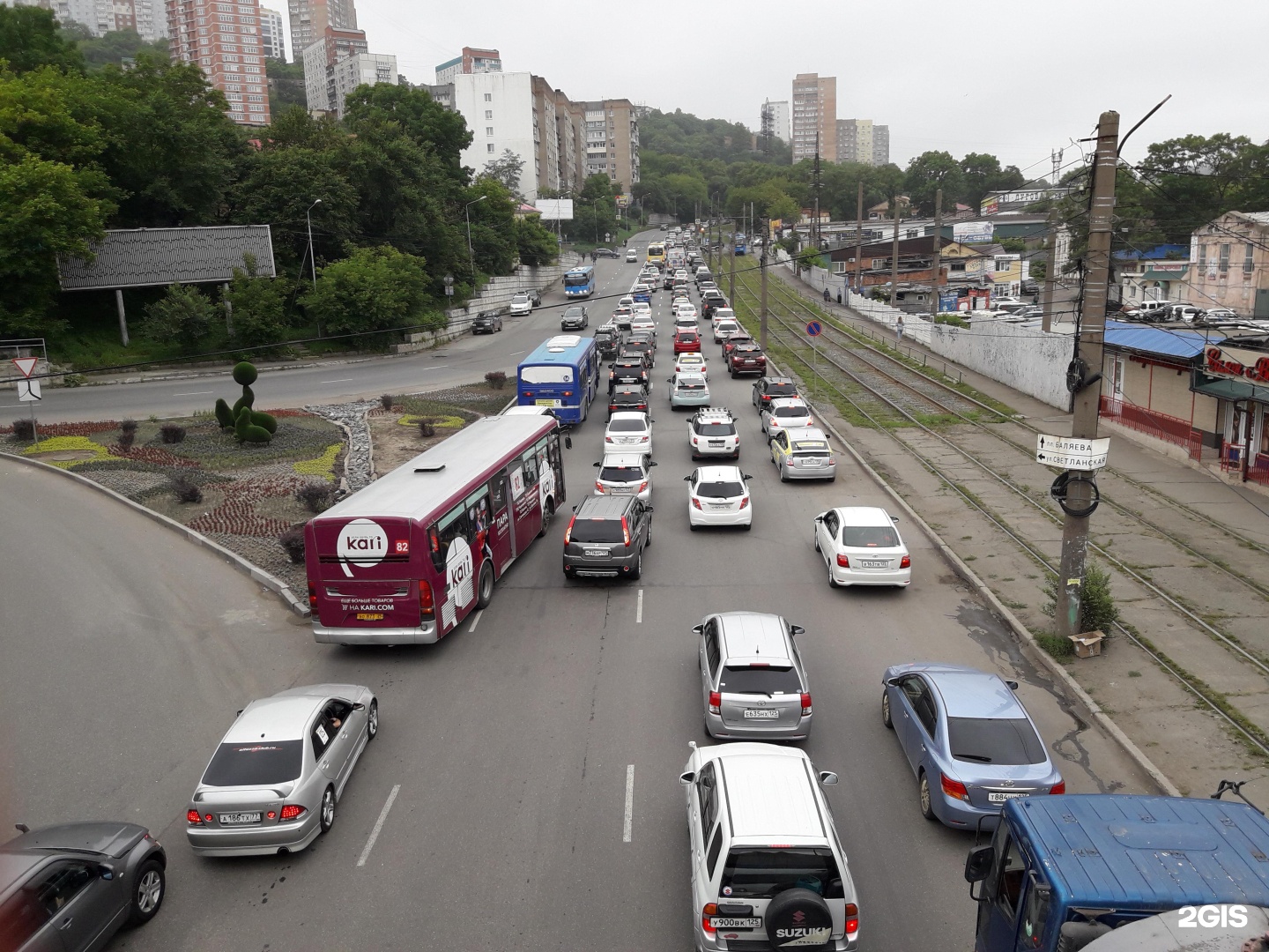 Владивосток луговая фото. Луговая Владивосток. Площадь Луговая Владивосток. Владивосток площадь Луговая 1990. Владивосток 2005 Луговая.