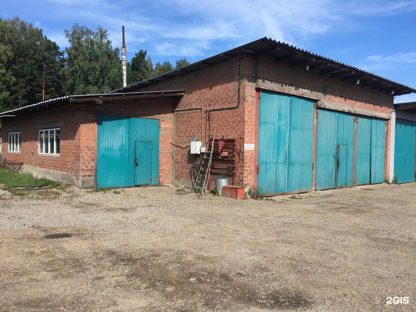 Гаражи в Печоре. Город Печора Печорский проспект гараж. Деревянные гаражи Печора. Строители гаражей в Елабуге.