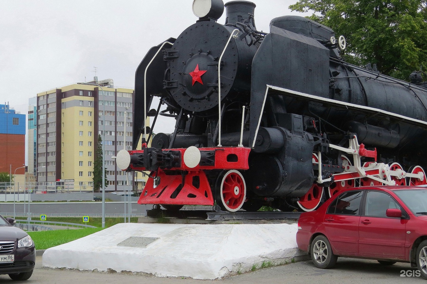 Железнодорожник тюмень. Памятник паровоз фд21-3031 Тюмень. Паровоз ФД 21-3031 Тюмень. Памятник паровоз Тюмень. Фд21-3031.