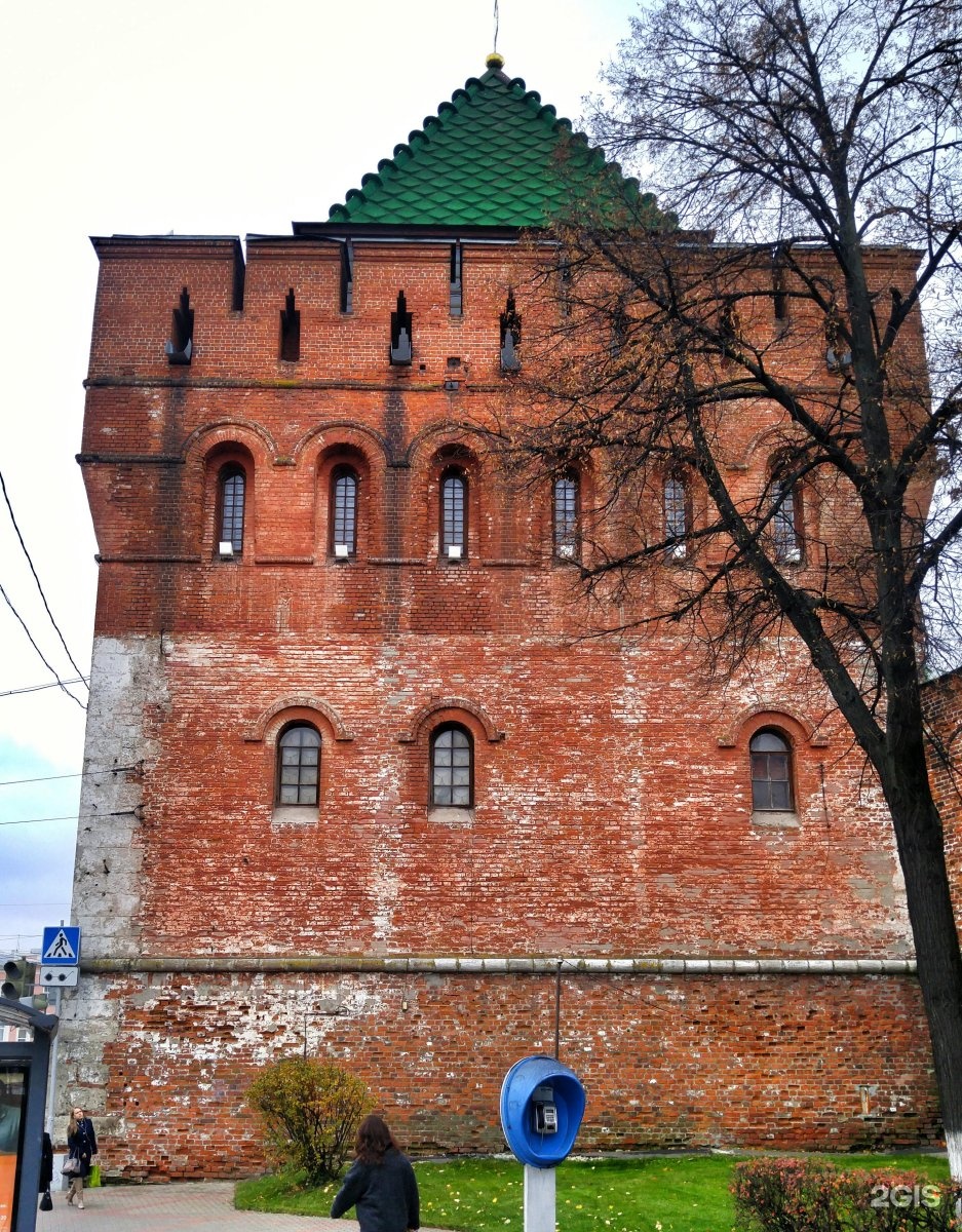 кремль дмитриевская башня