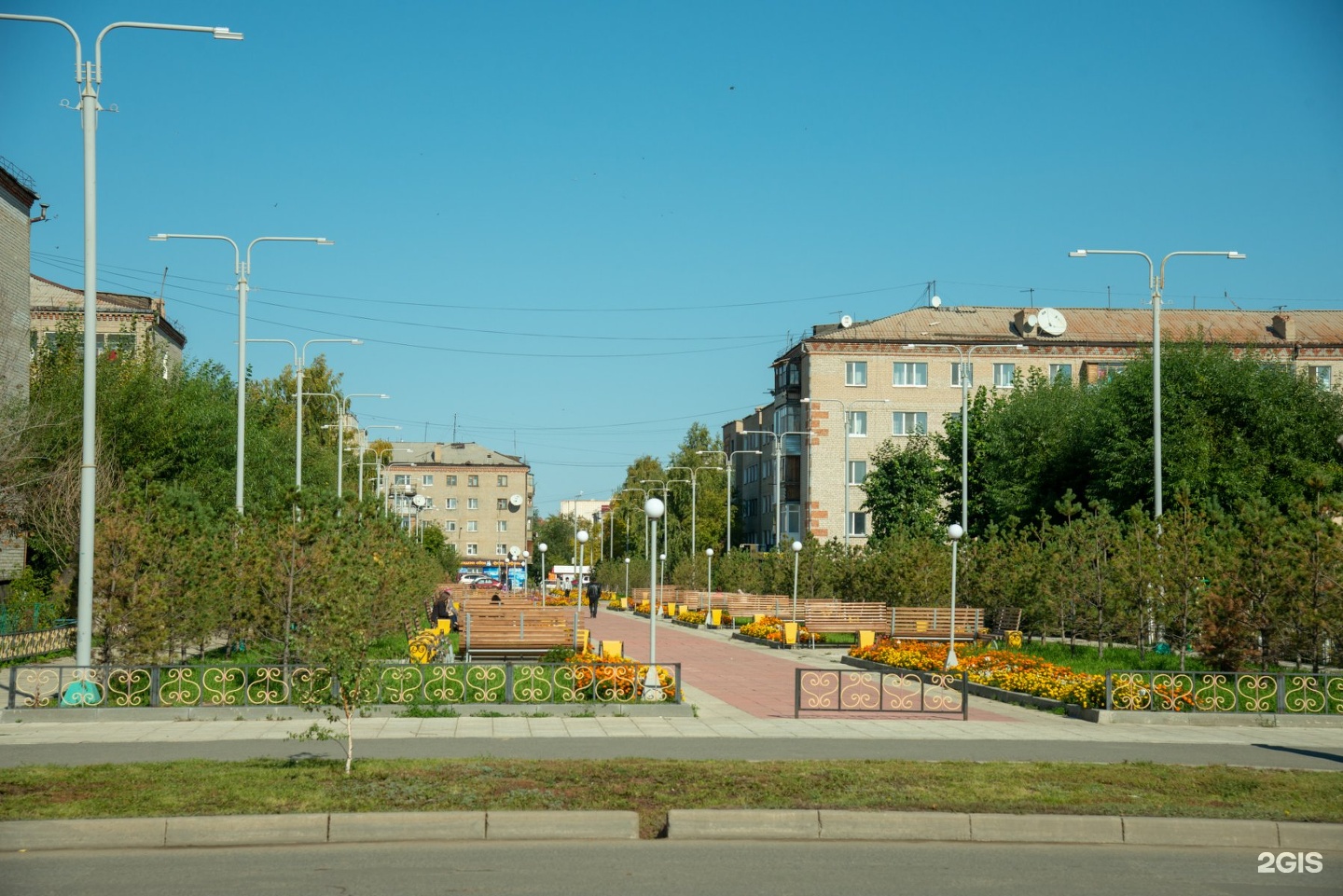 Дома город кокшетау. Кокшетау центр города. Улицы Кокшетау. Кокшетау площадь независимости. Кокшетау Центральная площадь.