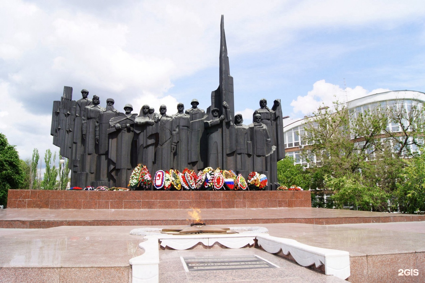 Картинка обелиск солдату, открыток редактор картинки