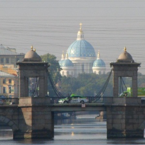 Троицкий собор с Ломоносовского моста