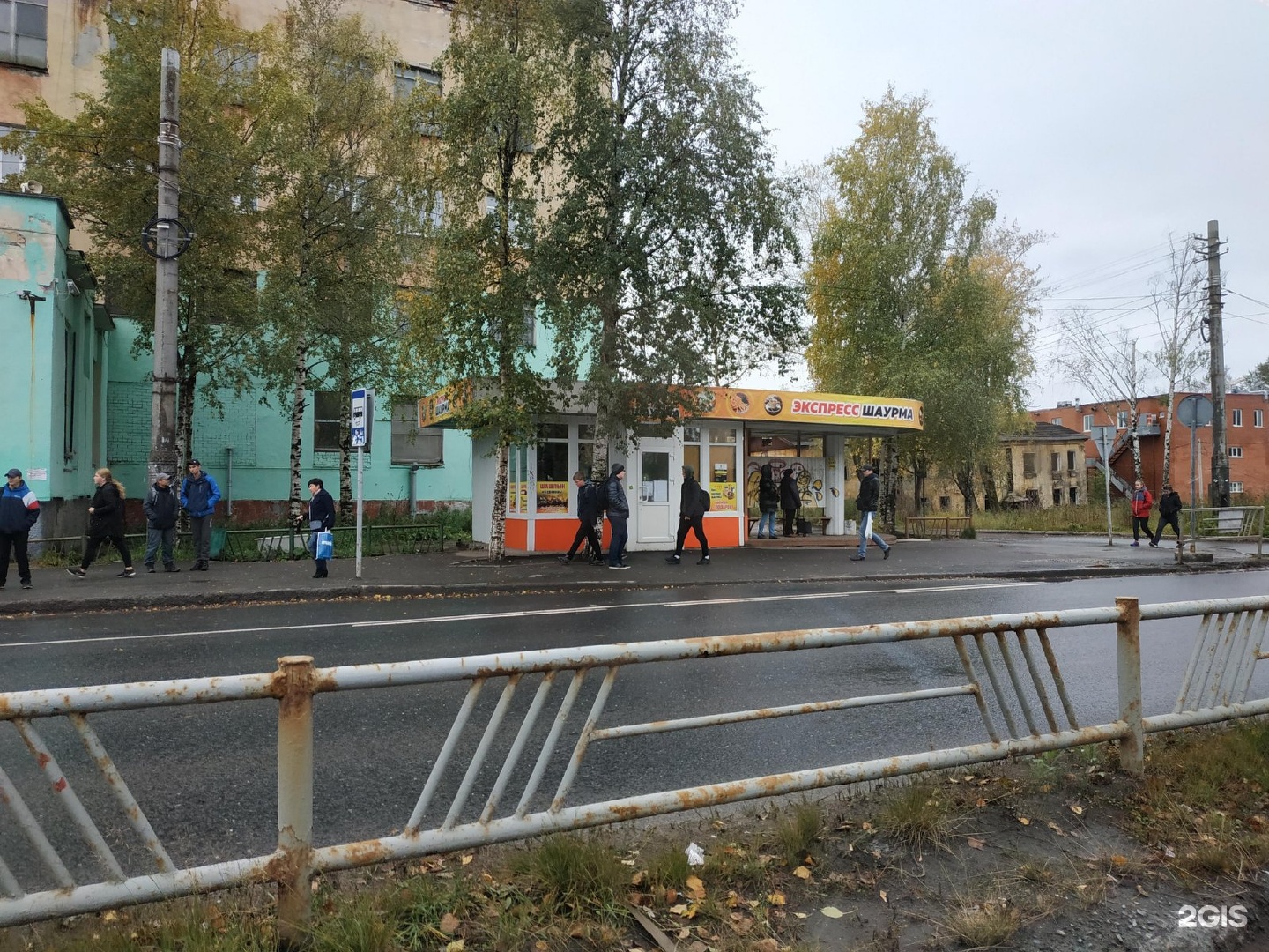 Ул красных зорь иваново на карте. Красных зорь автобусы. Красных зорь автобусы. Улица красных зорь иваново карта. 65 041366.