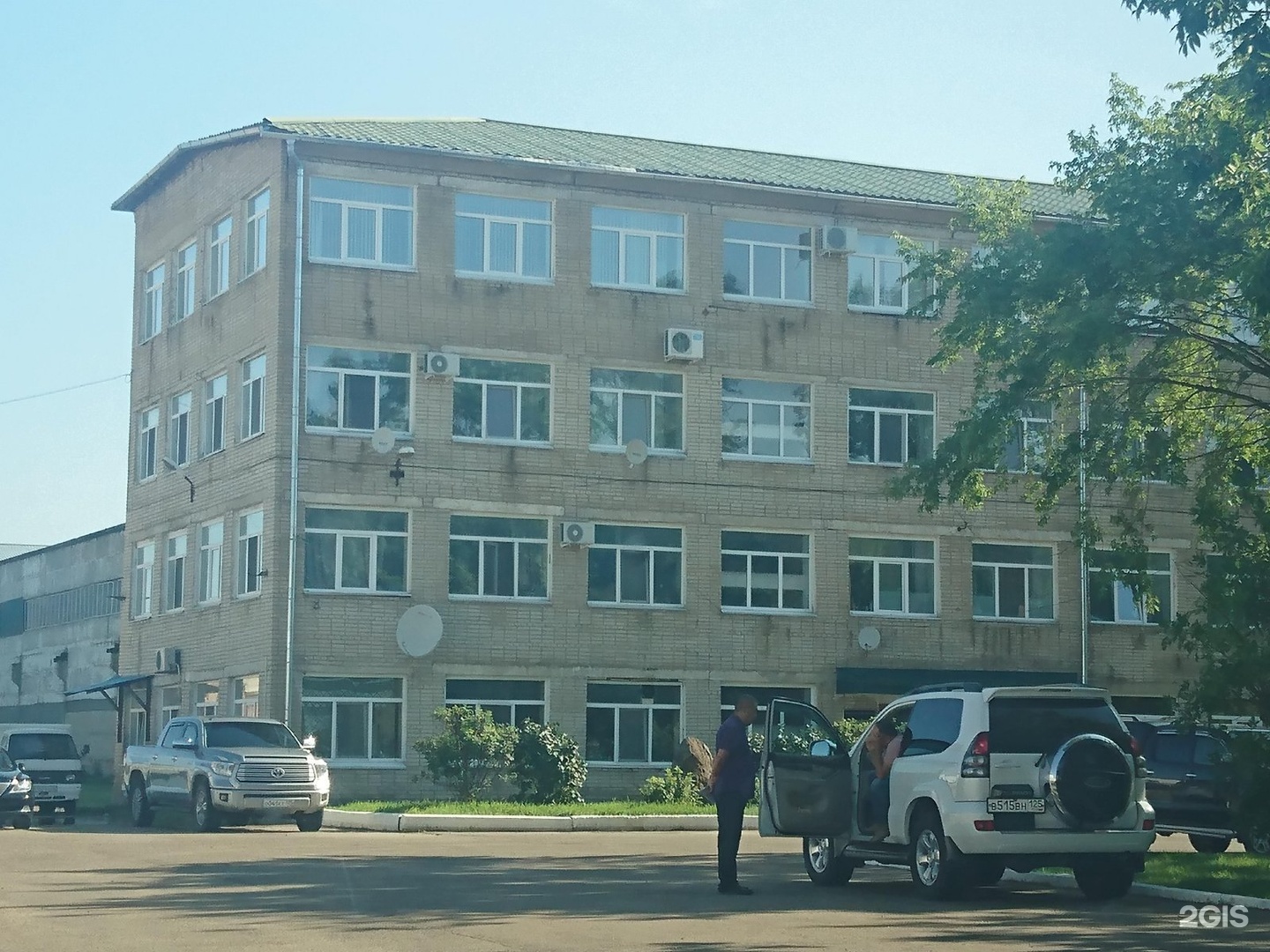 Новоникольское магазин. Новоникольское шоссе 28 Уссурийск. Новоникольское шоссе 11 Уссурийск. Новоникольское шоссе 26а Уссурийск. Новоникольское шоссе 3 Уссурийск.