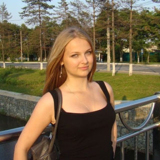 Настя Леонова