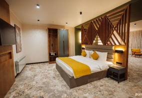 Отель Aurum Garden Hotel в Шымкенте