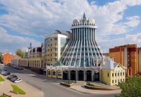 Отель Azimut Сити Отель в Калуге