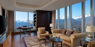 Алматы: Хостел The Ritz-Carlton Almaty