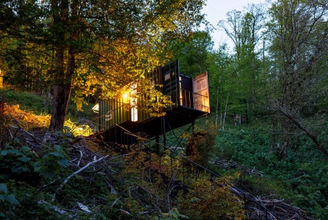 Красная Поляна: Апартаменты Black Box Apartment