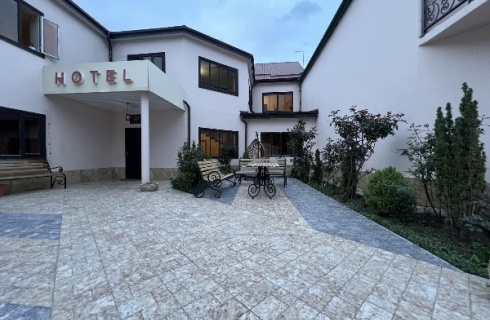 с. Ботлих: Отель Амбо