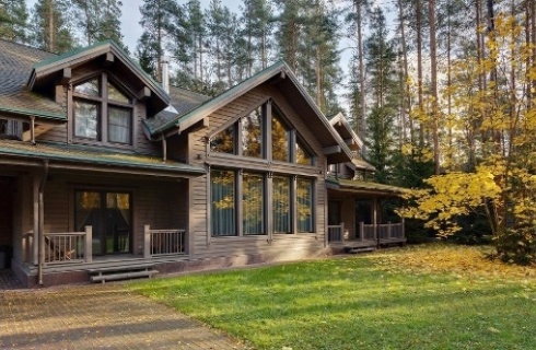 городской пос. Рощино: Отель Царство-Королевство