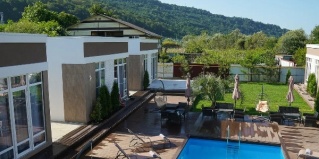 Высокое: Коттедж Lorados