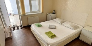 Геленджик: Отель Диана