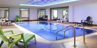 Dubai: Отель Ibis Styles Dubai Jumeirah