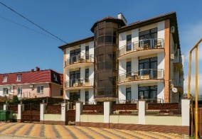 Отель Александрос в Геленджике
