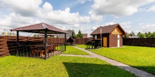 Перевалово: Коттедж Гостевой дом