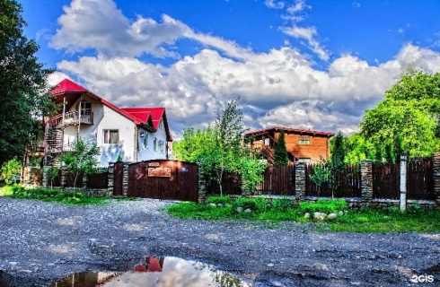 пос. Каменномостский: Отель Жили-были