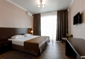 Отель Golden resort в Новомихайловском