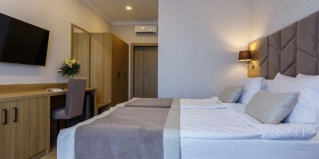 Геленджик: Отель Диона