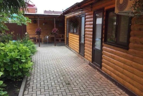 Лазаревское: Гостевой дом Хурма и Мимоза