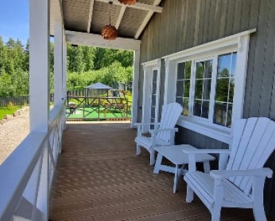 Озерное: Коттедж Над Манжероком