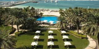 Dubai: Курортный отель Le Meridien Mina Seyahi