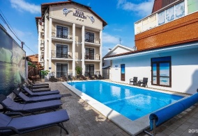 Отель Blue Marlin Hotel в Геленджике