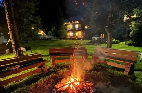 с. Артыбаш: Турбаза Усадьба в горах Телецкое