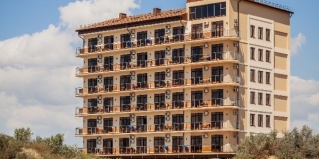 Витязево: Отель Family Pride Inn Прайд