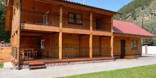 Рыбалка: Коттедж Река у дачи