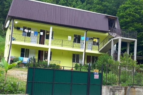 Амжикухуа: Гостевой дом Золотая бухта