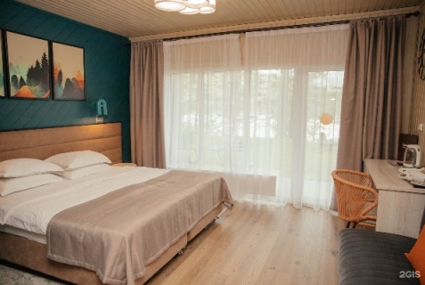 Манжерок: Отель Любава